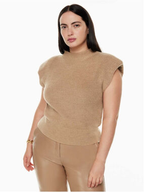Aritzia BABATON Hazzlit Padded Shoulders Sweater Vest, Casual Knit, Sz M